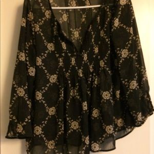 Old navy blouse